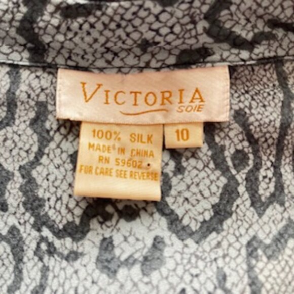 Vintage Victoria Soie Silk Blouse - Picture 6 of 6
